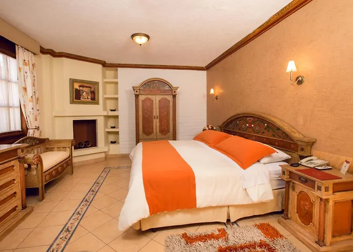 Hotel Rincon De Puembo; BW Signature Collection