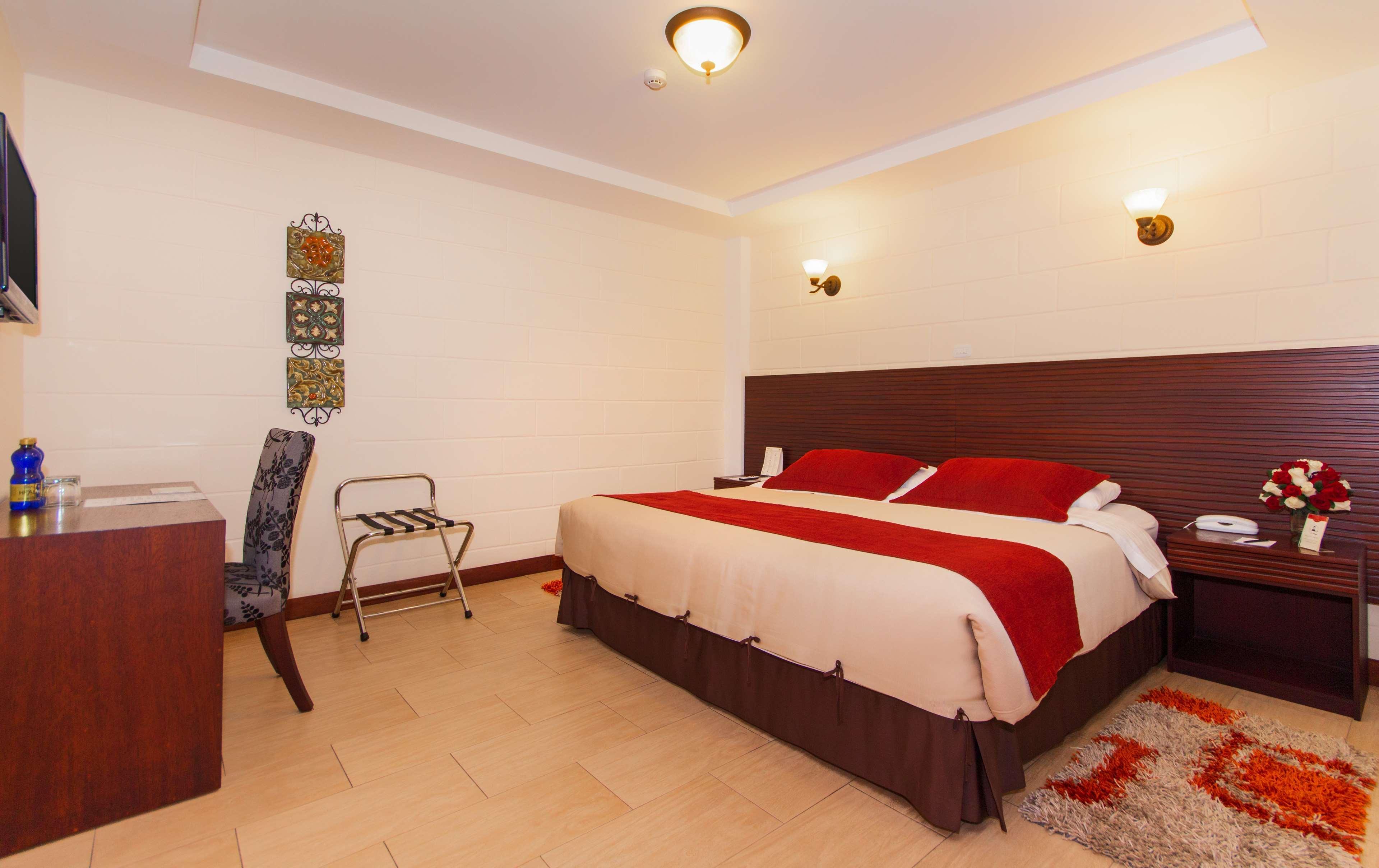 Rincon De Puembo; Bw Signature Collection Hotel