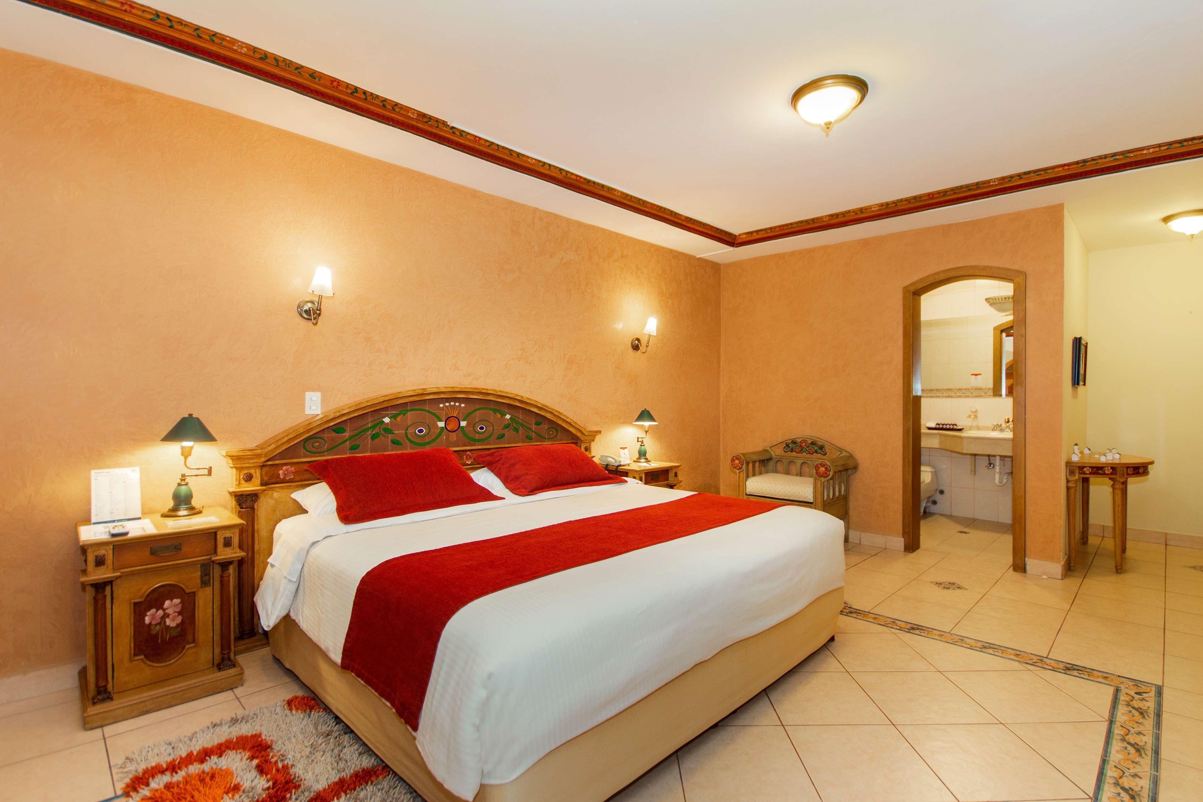 Rincon De Puembo; Bw Signature Collection Hotel 5*