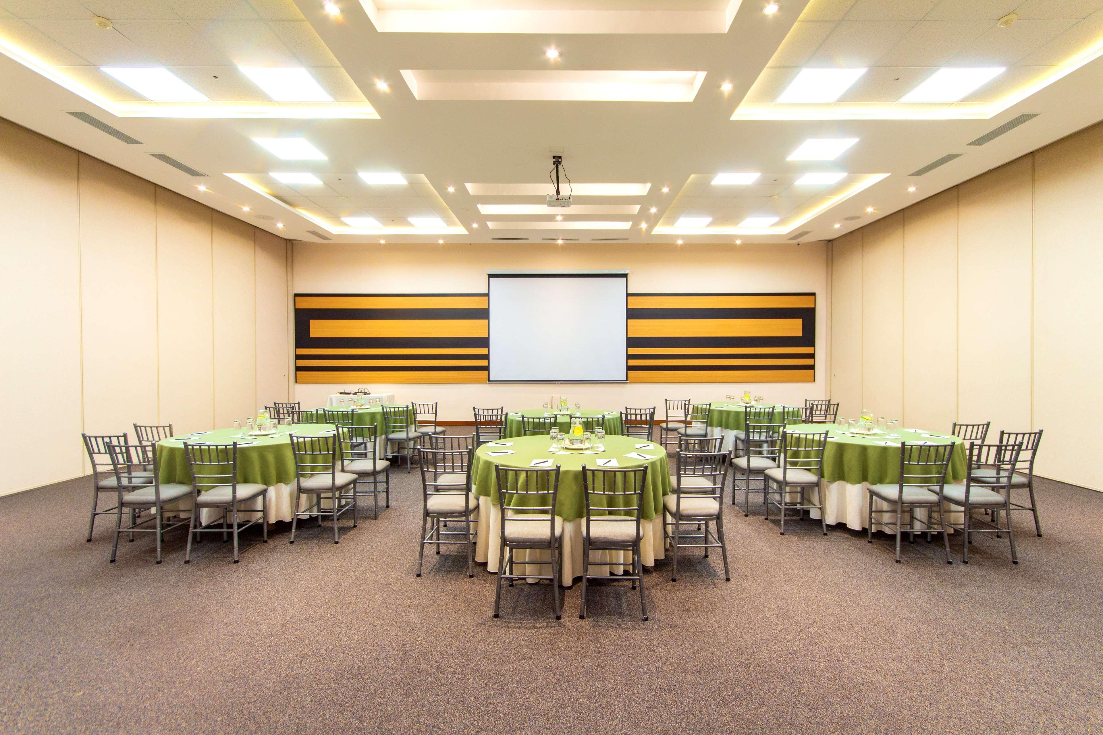 Rincon De Puembo; Bw Signature Collection Hotel